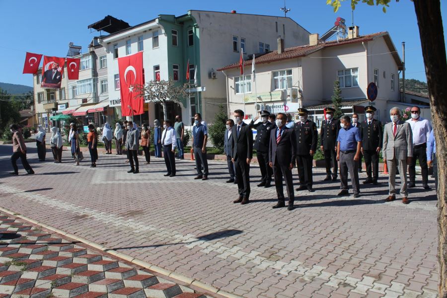 30 AĞUSTOS ZAFER BAYRAMI TÖRENLE KUTLANDI